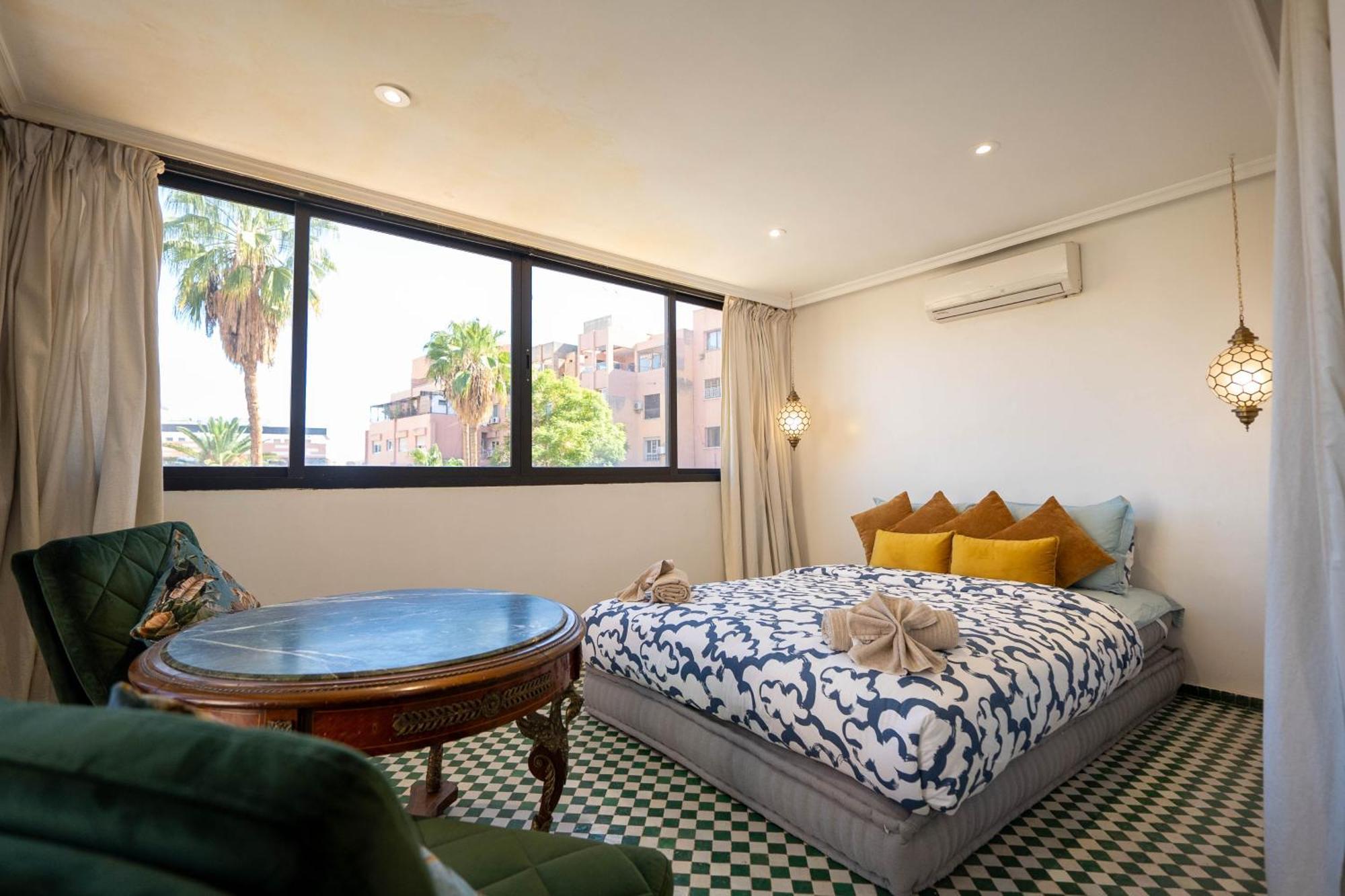 Apartment Elegant Avec Terrasse Au Coeur Gueliz